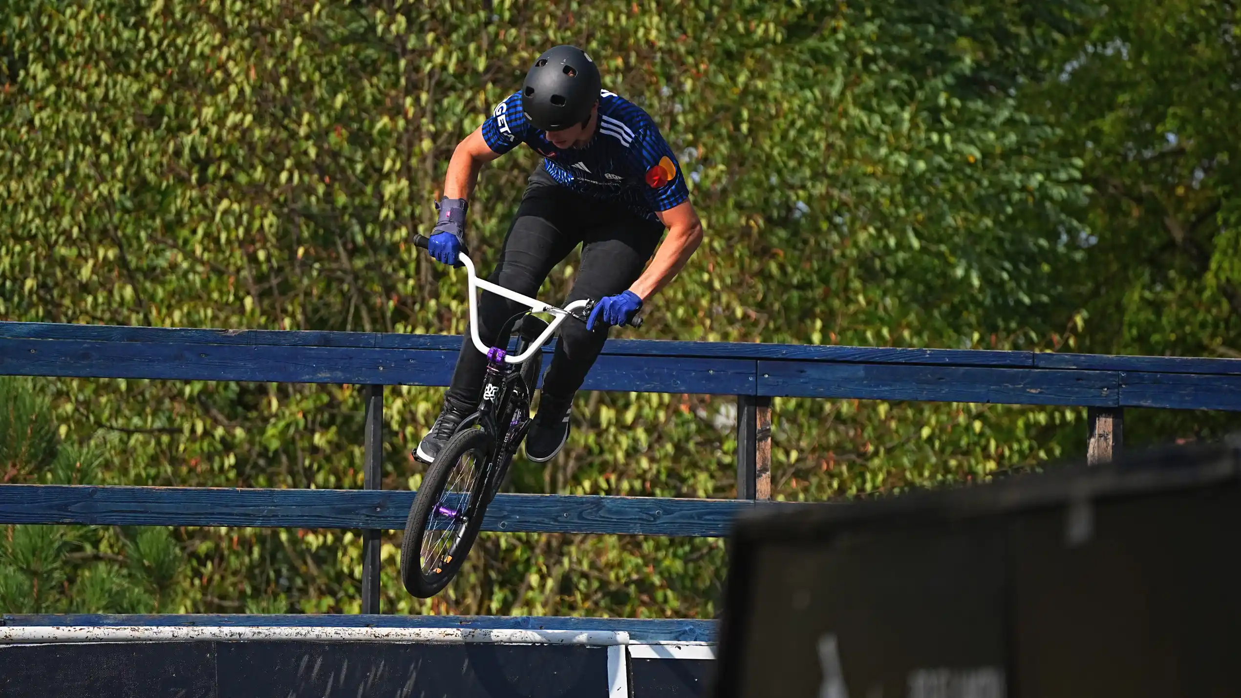 Jaka Remec med vožnjo v parku na državnem prvenstvu v BMX-u prostega sloga 2026